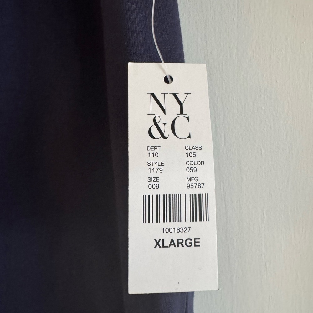 New York & Company Navy Garment - Picture 4 of 7